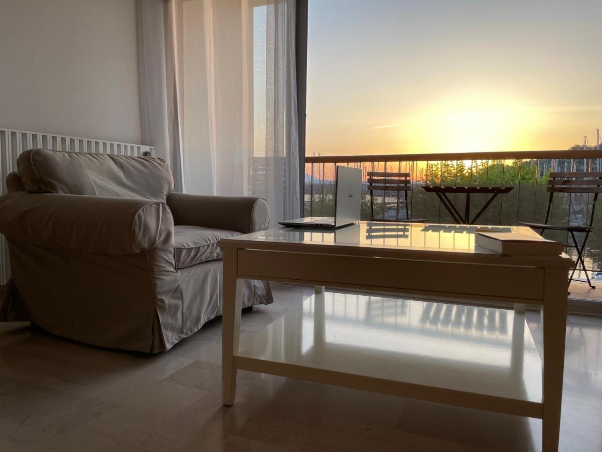 Appartement Les Pieds Dans L'Eau Saint-Mandrier-sur-Mer Esterno foto